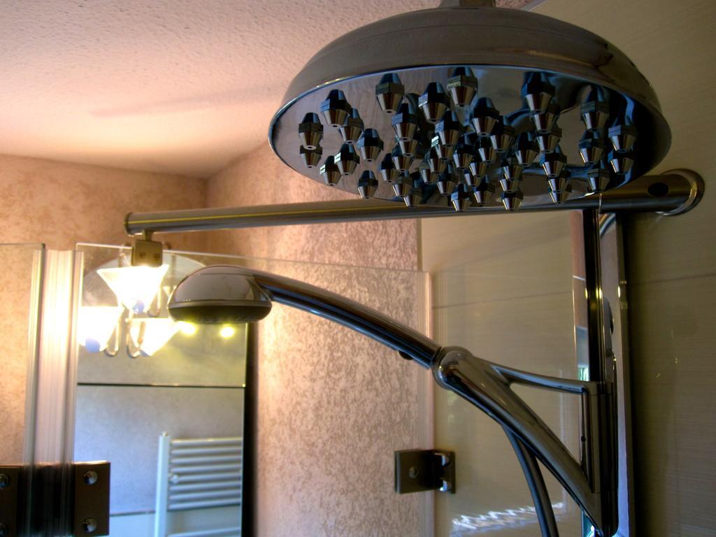 הכינגן Ferienwohnung Am Ziegelbach מראה חיצוני תמונה